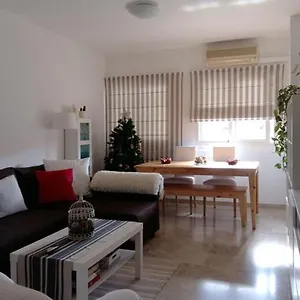 malaga-habitacion-en-apartamento-carlos-haya.hotelsinnerja.org/