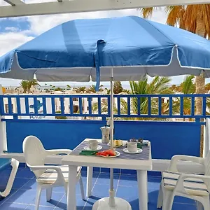 Aguazul - A Pie De Piscina Y Vistas Al Mar Appartamento Puerto del Carmen (Lanzarote)