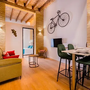  Apartamento Precioso En Triana Dos Habitaciones.