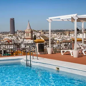 4* Otel Exe Macarena