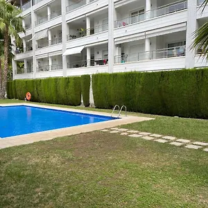 apartamentos-crm-platja-d-aro-con-acceso-directo-a-piscina.catalonia-hotels.com/